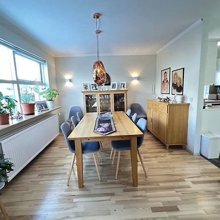 Spacious And Family Friendly Apartment In Reykjavík Esterno foto
