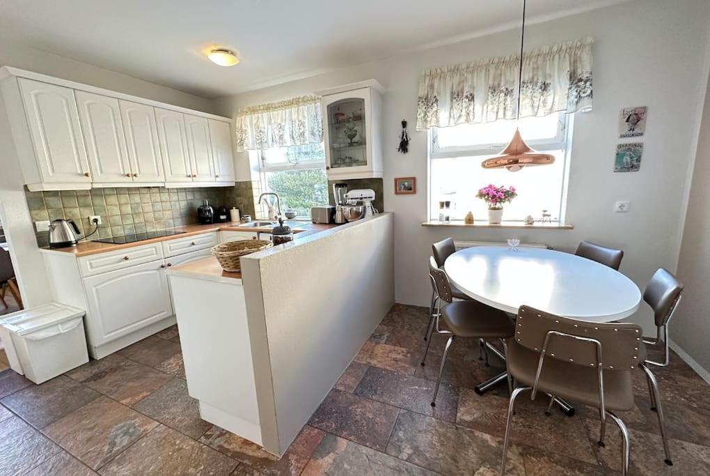 Spacious And Family Friendly Apartment In Reykjavík Esterno foto